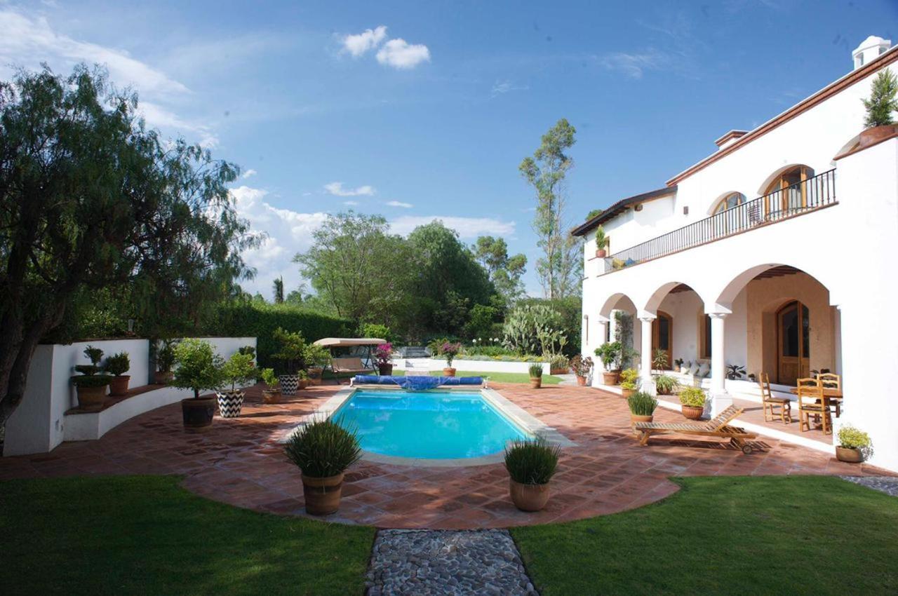La Casona De Los Colibries El Pueblito  エクステリア 写真