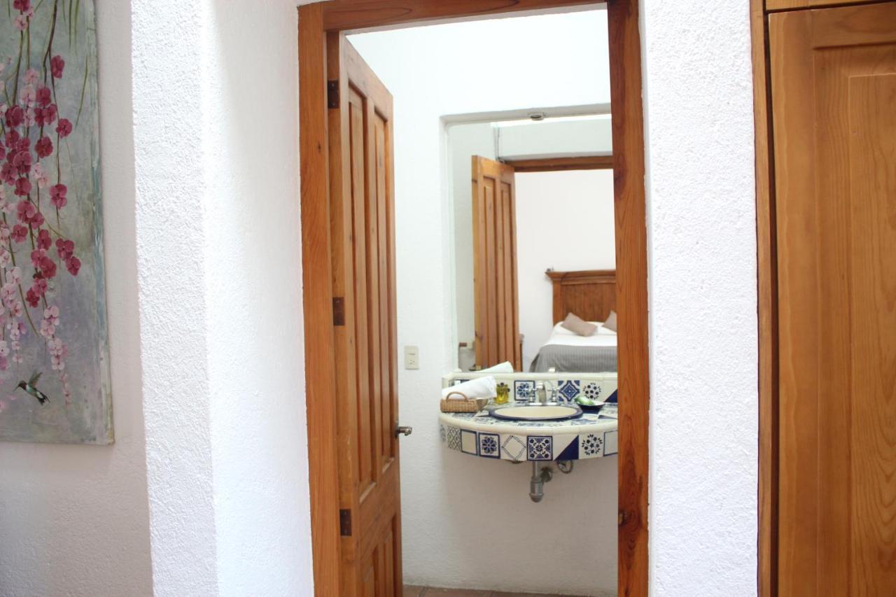 La Casona De Los Colibries El Pueblito  エクステリア 写真