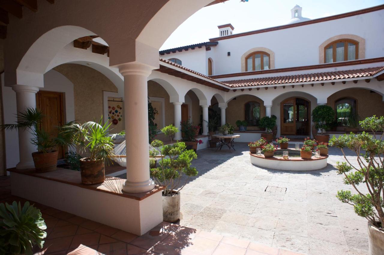 La Casona De Los Colibries El Pueblito  エクステリア 写真